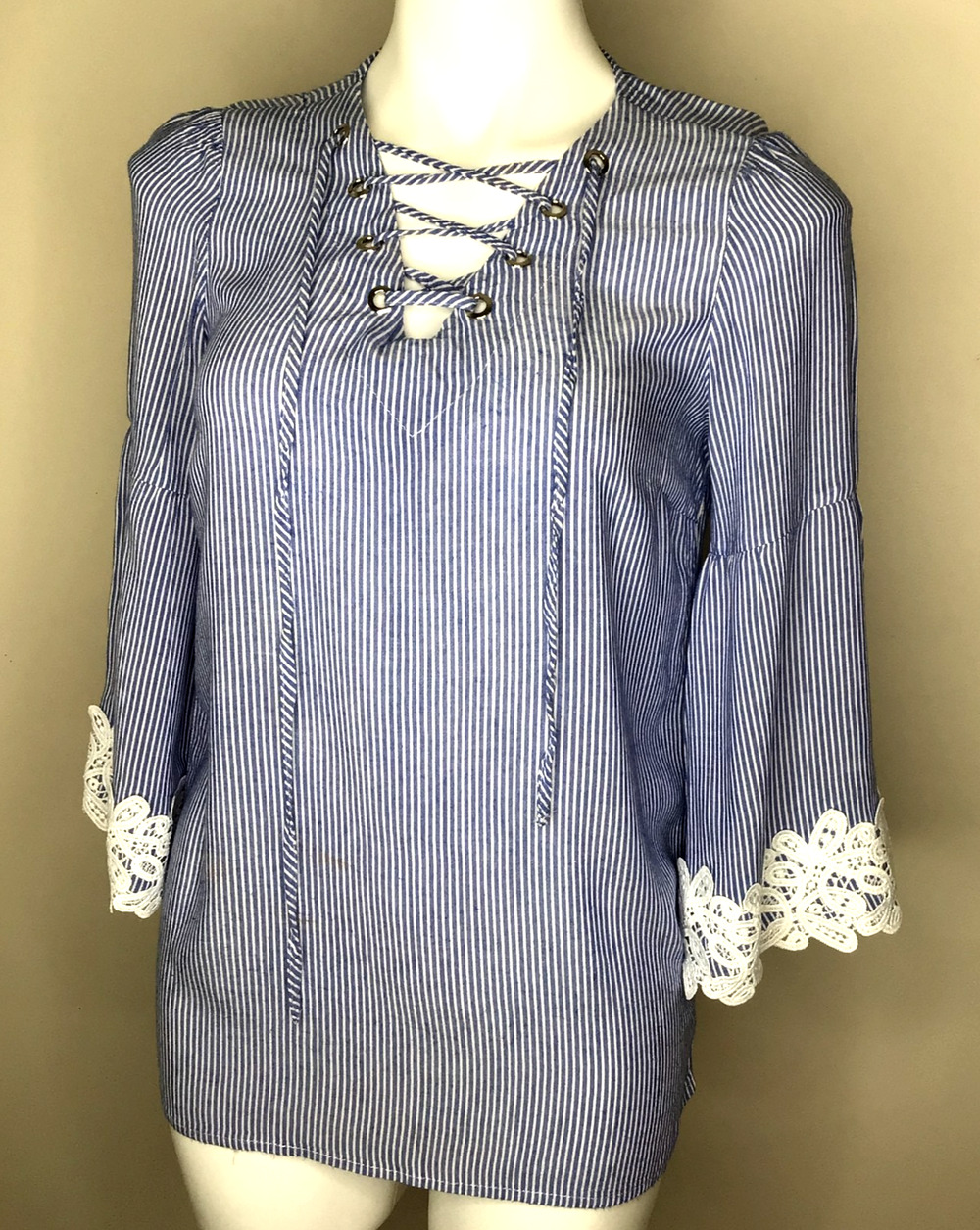 Westport Blue & White Stripe Lace Up Front with Lace Cuffs Blouse Size S
